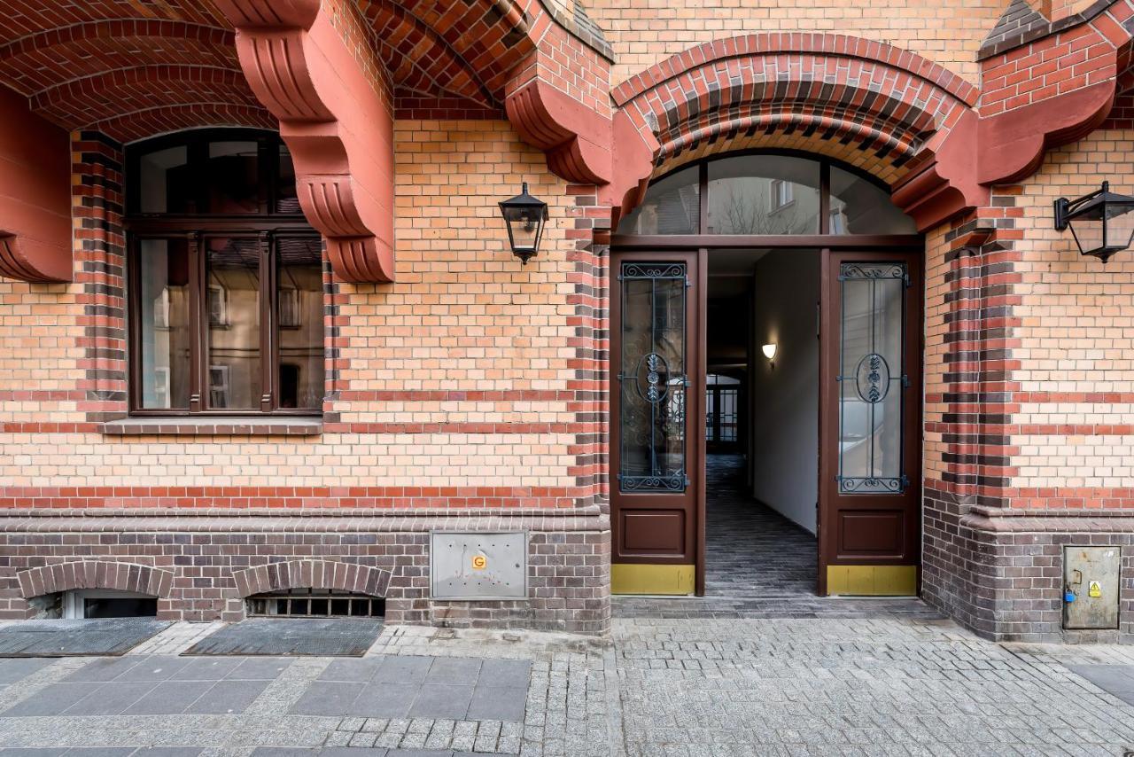 Apartments City Center Saint Wojciech By Renters Poznań Extérieur photo