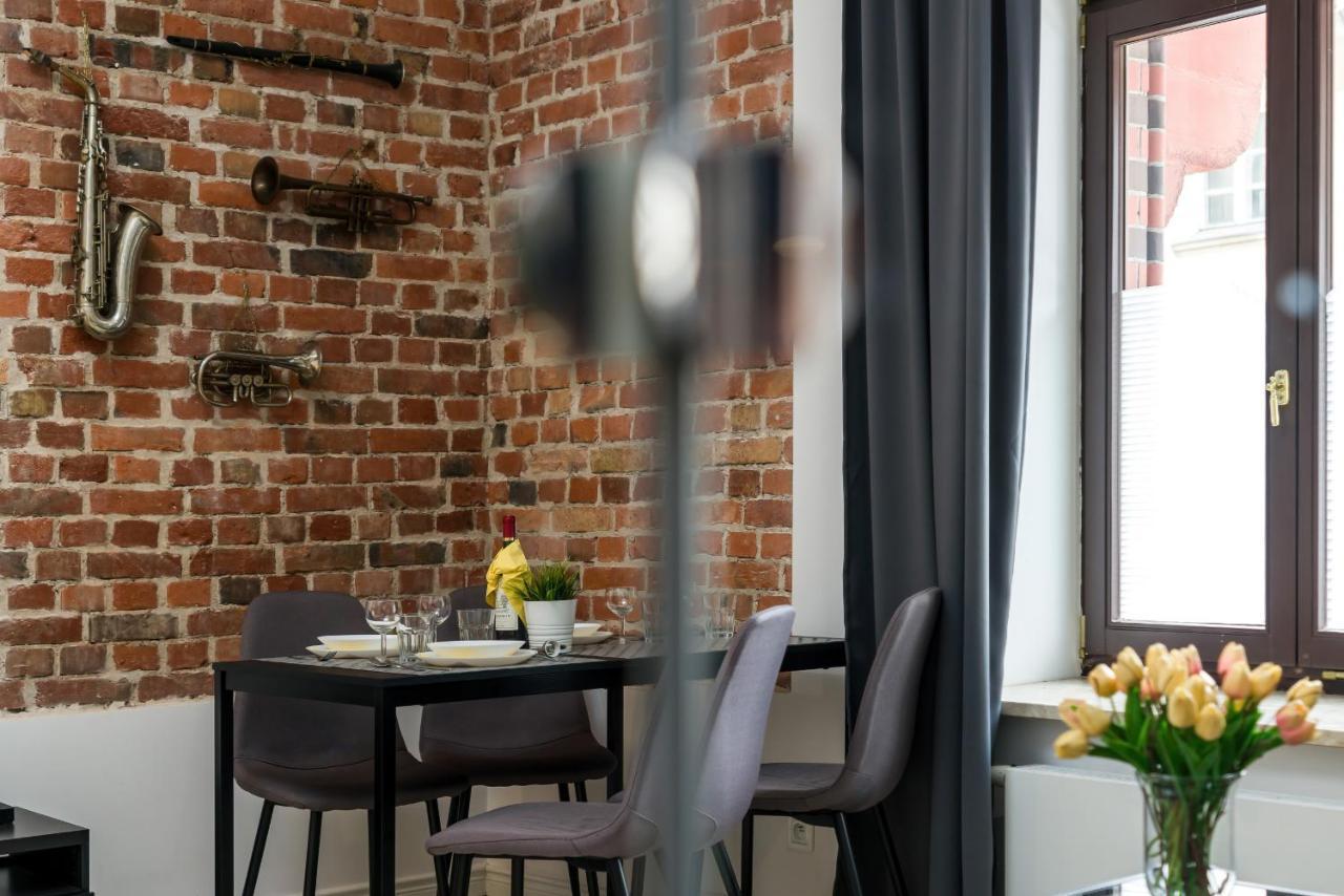 Apartments City Center Saint Wojciech By Renters Poznań Extérieur photo