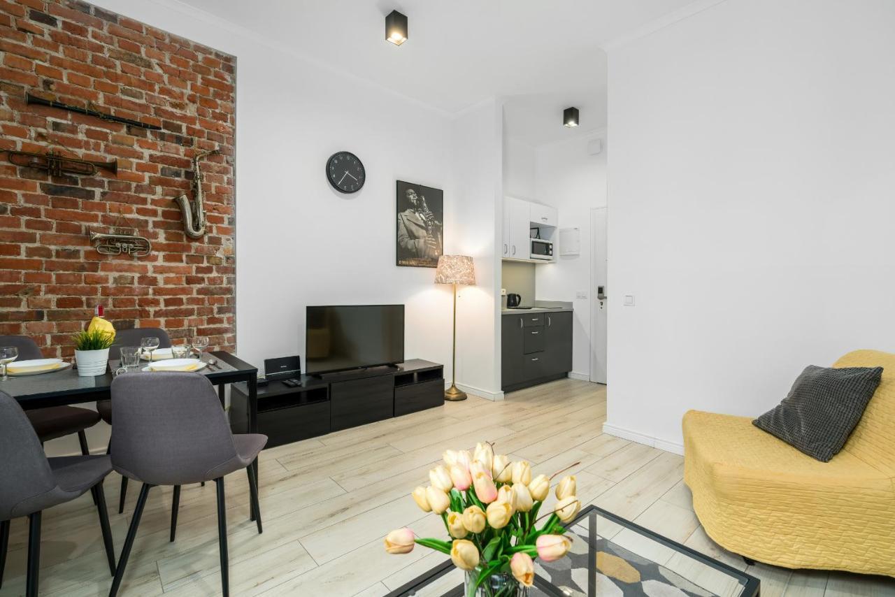 Apartments City Center Saint Wojciech By Renters Poznań Extérieur photo