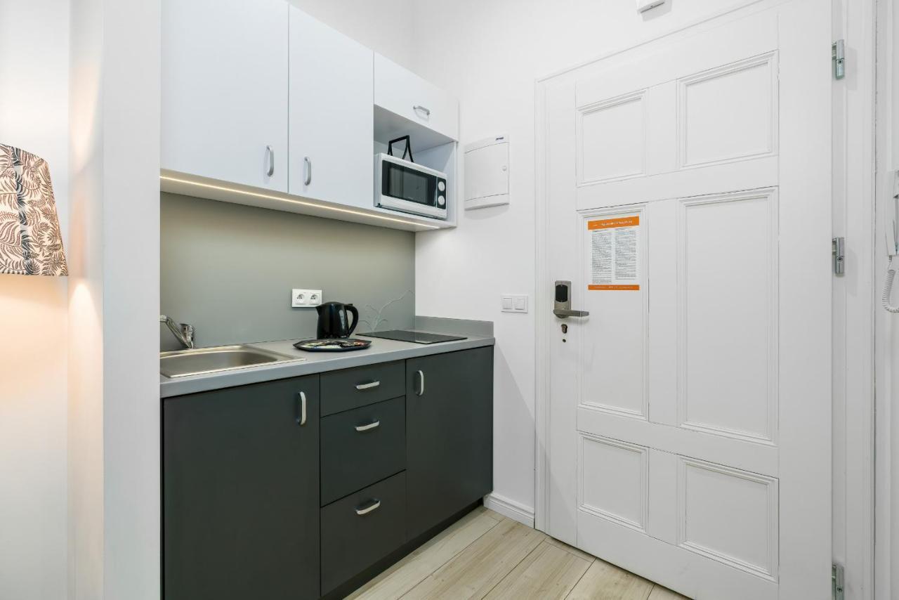 Apartments City Center Saint Wojciech By Renters Poznań Extérieur photo