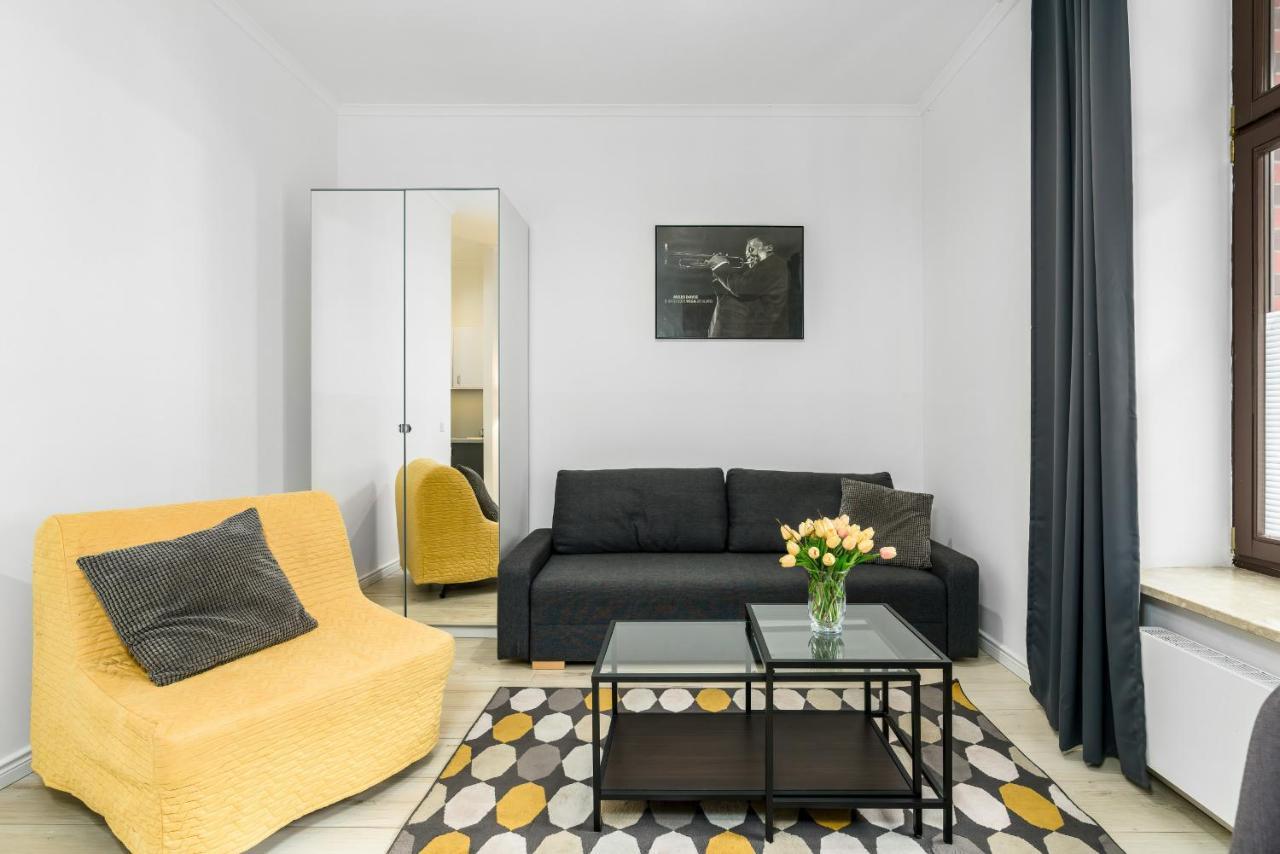 Apartments City Center Saint Wojciech By Renters Poznań Extérieur photo