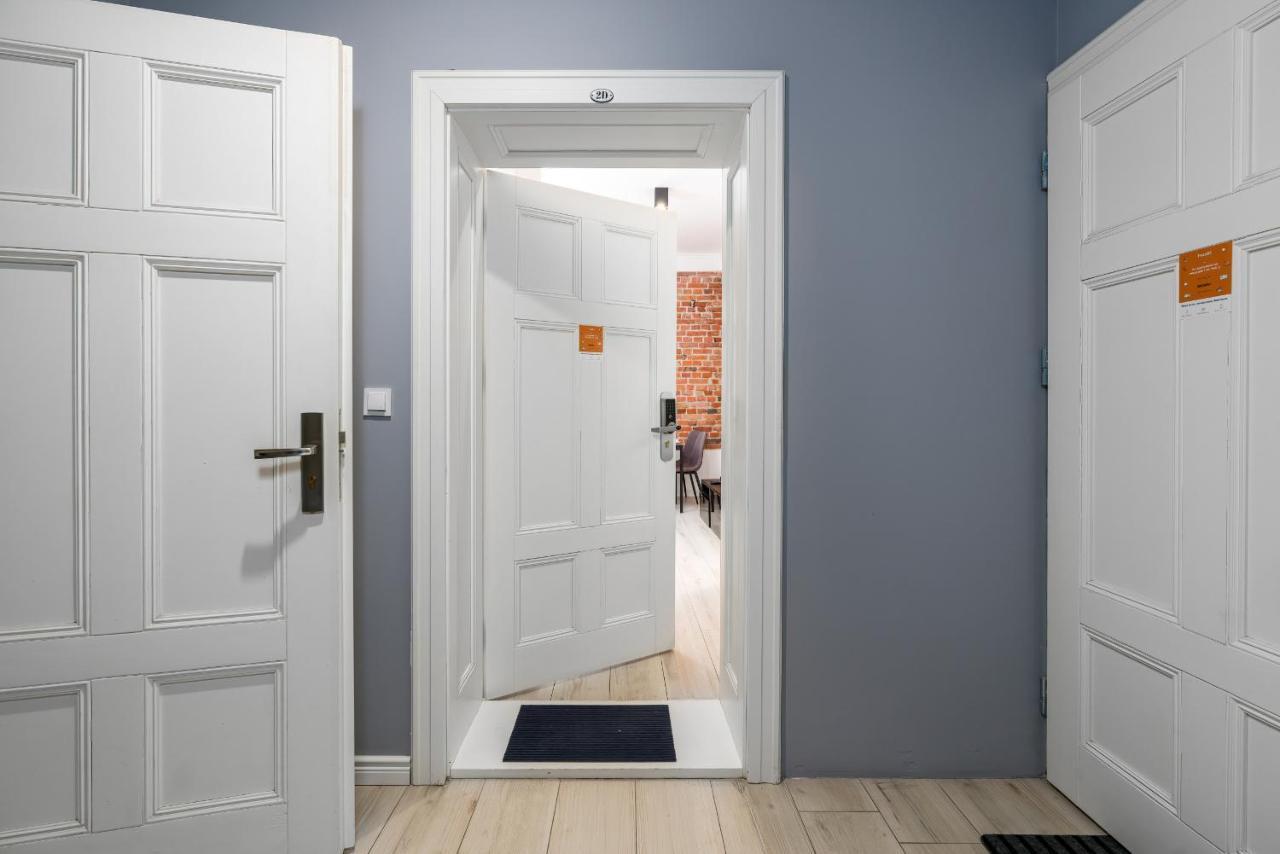 Apartments City Center Saint Wojciech By Renters Poznań Extérieur photo