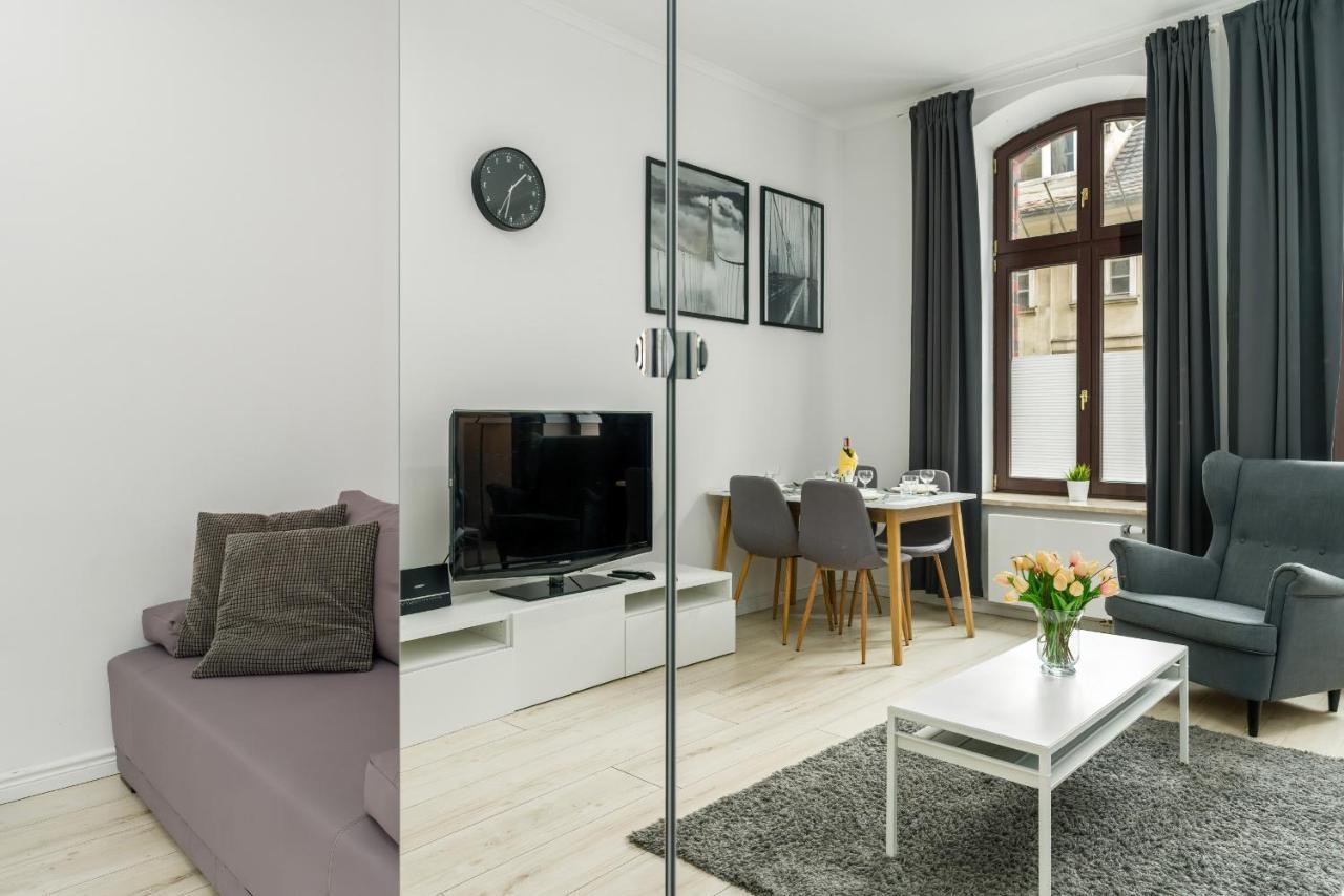Apartments City Center Saint Wojciech By Renters Poznań Extérieur photo