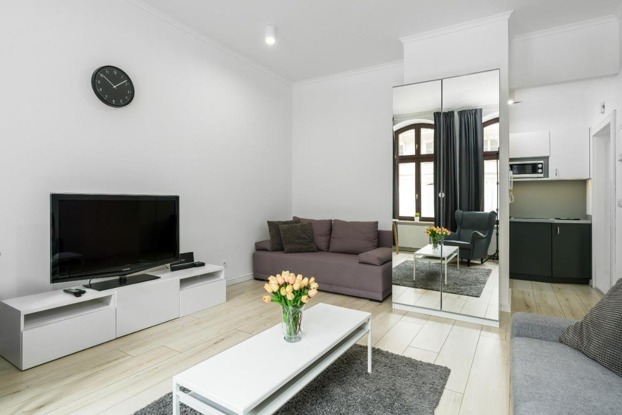 Apartments City Center Saint Wojciech By Renters Poznań Extérieur photo
